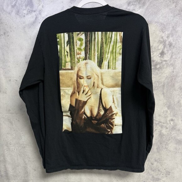 Kylie Jenner Cosmetics T Shirt Black Long Sleeve Medium 19x26.5 Unisex - Picture 1 of 8